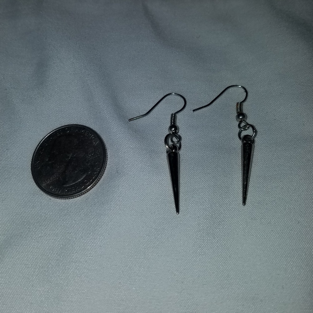 Earrings - Picture 2 of 2